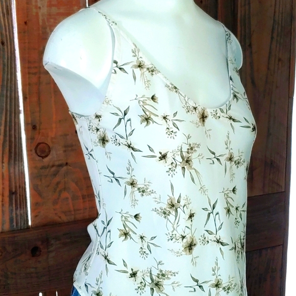 Abercrombie & Fitch Green Floral Tank - Picture 2 of 6